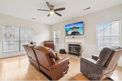 8426 Red Cypress Court, Charlotte, NC 28216 - Photo 4