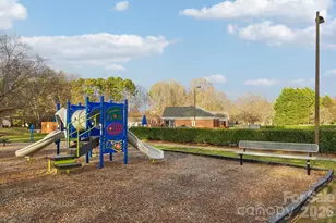 8426 Red Cypress Ct, Charlotte, NC 28216 - Photo 34