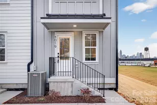1019 Carter Ave, Charlotte, NC 28206 - Photo 2