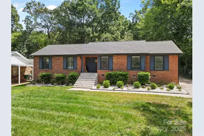 4500 Dawnwood Drive, Charlotte, NC 28212 - Photo 2