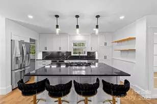 4500 Dawnwood Dr, Charlotte, NC 28212 - Photo 6