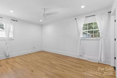 4500 Dawnwood Drive, Charlotte, NC 28212 - Photo 18