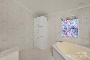 160 Allison Rd, Cowpens, SC 29330 - Photo 24