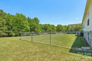 160 Allison Rd, Cowpens, SC 29330 - Photo 10