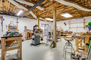 616 Erkwood Dr, Hendersonville, NC 28739 - Photo 38