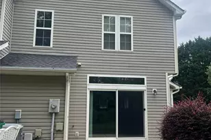 8901 Cinnabay Dr, Charlotte, NC 28216 - Photo 18