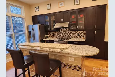 638 E 10th Street, Charlotte, NC 28202 - Photo 2