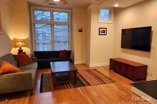 638 E 10th St, Charlotte, NC 28202 - Photo 8