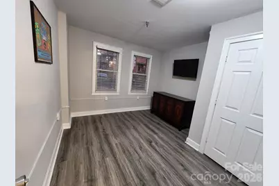 638 E 10th Street, Charlotte, NC 28202 - Photo 18