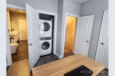 638 E 10th Street, Charlotte, NC 28202 - Photo 18