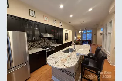 638 E 10th Street, Charlotte, NC 28202 - Photo 6