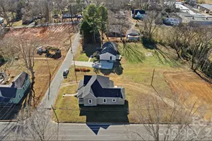 823 Hill St, Albemarle, NC 28001 - Photo 32