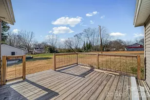 823 Hill St, Albemarle, NC 28001 - Photo 8