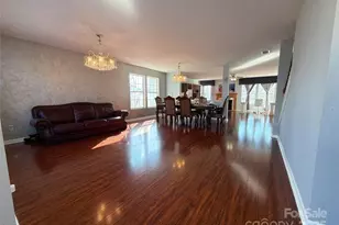 3401 Pikes Peak Dr, Gastonia, NC 28052 - Photo 2