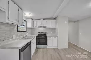 4179 Deerfield Dr, Maiden, NC 28650 - Photo 8