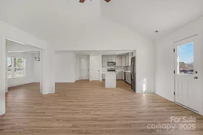 224 Meadow Oaks Drive, Statesville, NC 28625 - Photo 10