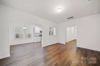 916 S Battleground Avenue #4, Kings Mountain, NC 28086 - Photo 8