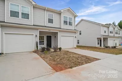 916 S Battleground Avenue #4, Kings Mountain, NC 28086 - Photo 4