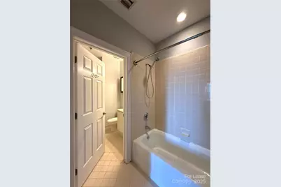 127 N Tryon Street #608, Charlotte, NC 28202 - Photo 10