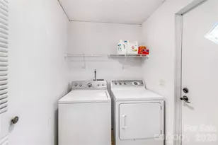 140 Crows Nest Rd, Hendersonville, NC 28791 - Photo 10