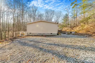 140 Crows Nest Rd, Hendersonville, NC 28791 - Photo 30