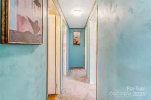 140 Crows Nest Rd, Hendersonville, NC 28791 - Photo 20