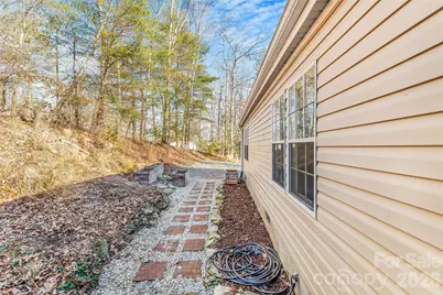140 Crows Nest Road, Hendersonville, NC 28791 - Photo 28
