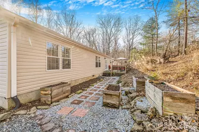 140 Crows Nest Road, Hendersonville, NC 28791 - Photo 32