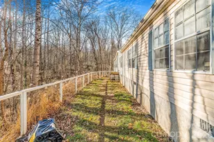 140 Crows Nest Rd, Hendersonville, NC 28791 - Photo 26