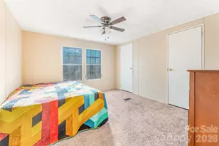 140 Crows Nest Rd, Hendersonville, NC 28791 - Photo 22