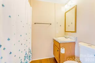 140 Crows Nest Rd, Hendersonville, NC 28791 - Photo 22