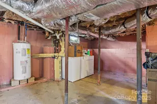 136 Half Cir Ln, Hendersonville, NC 28791 - Photo 22