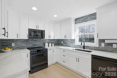 21326 Sandy Cove Road, Cornelius, NC 28031 - Photo 8