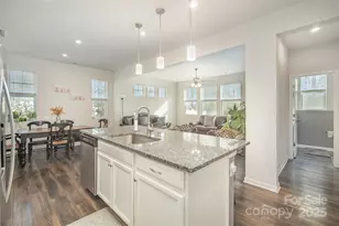 11122 Chalkbark Ln, Charlotte, NC 28262 - Photo 14