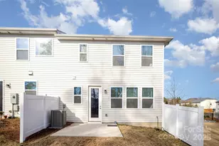 11122 Chalkbark Ln, Charlotte, NC 28262 - Photo 30