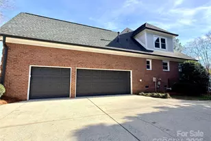 5125 Belicourt Dr, Charlotte, NC 28277 - Photo 38