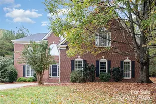 3439 12 Oaks Pl, Charlotte, NC 28270 - Photo 2