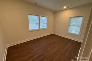 311 W Gold St, Kings Mountain, NC 28086 - Photo 10