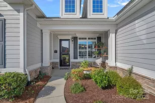 12018 Cove Ct, Charlotte, NC 28278 - Photo 2