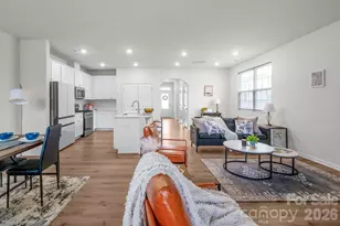 5044 Moss Pne Wy, Tega Cay, SC 29708 - Photo 2