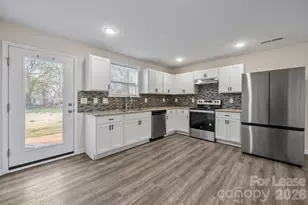 409 Kickapoo Ave, Gastonia, NC 28056 - Photo 8