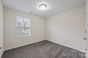 409 Kickapoo Ave, Gastonia, NC 28056 - Photo 22