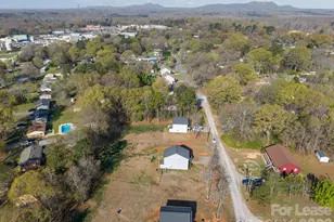 409 Kickapoo Ave, Gastonia, NC 28056 - Photo 4