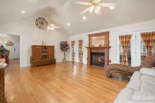 92 Rodaeo Dr, Columbus, NC 28722 - Photo 16