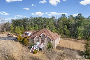 92 Rodaeo Dr, Columbus, NC 28722 - Photo 8