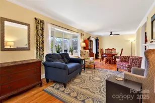 109 Mountain St, Black Mountain, NC 28711 - Photo 6