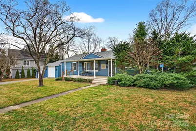 109 Mountain Street, Black Mountain, NC 28711 - Photo 2