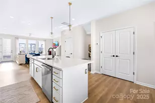 920 Mary Max Dr, Davidson, NC 28036 - Photo 10