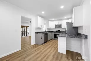 815 Peniel Rd, Columbus, NC 28722 - Photo 4