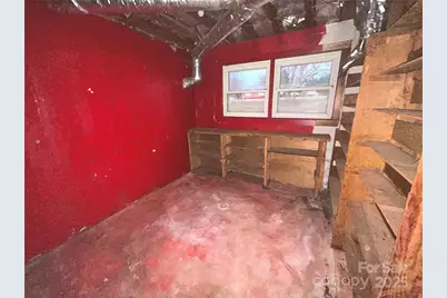 2330 40th Avenue Court NE, Hickory, NC 28601 - Photo 16